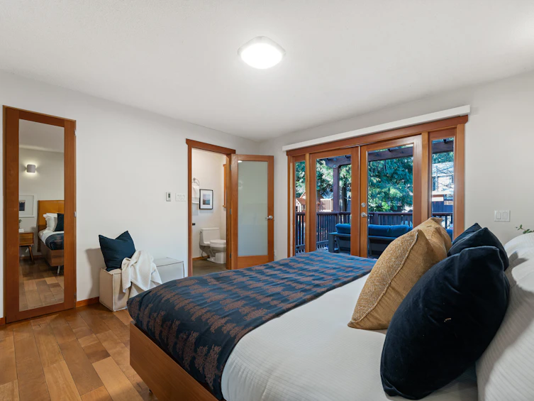 1668 Pierard Road, North Vancouver, BC, V7J 1Y2 - 29