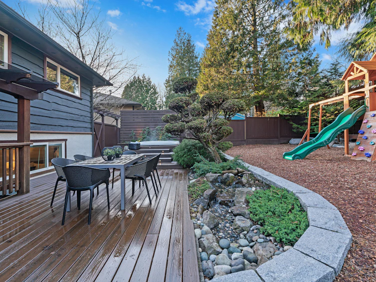 1668 Pierard Road, North Vancouver, BC, V7J 1Y2 - 63