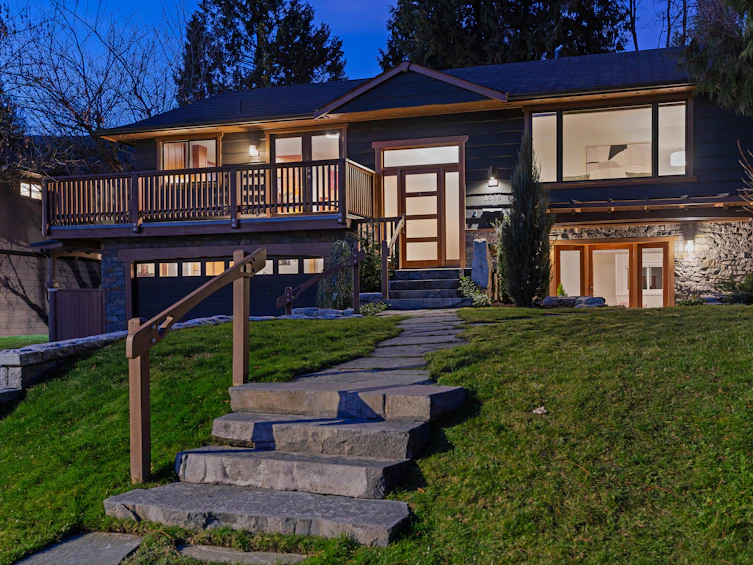 1668 Pierard Road, North Vancouver, BC, V7J 1Y2 - 95
