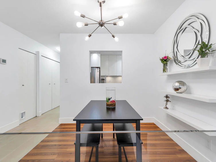 8577 Flowering Place, Burnaby, BC, V5A 4B4 - 11