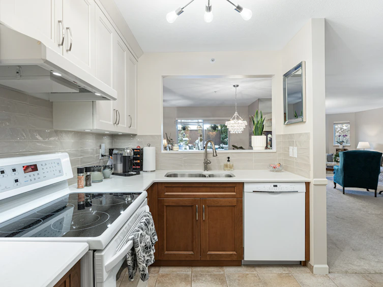 307-1050 Bowron Court, North Vancouver, BC, V7H 2X6 - 13