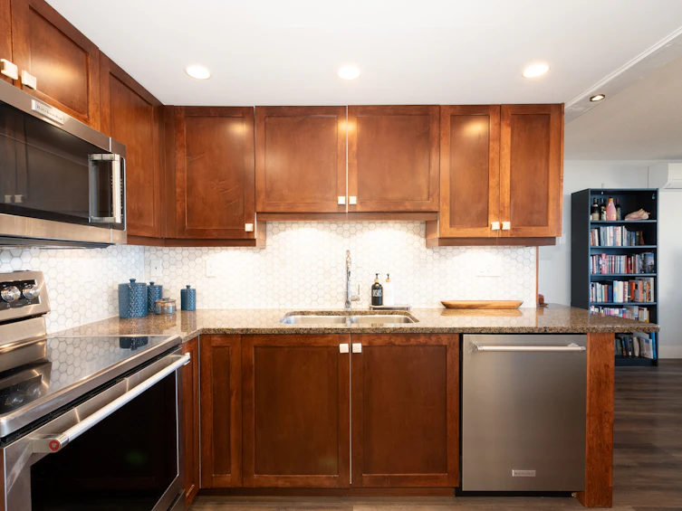 207-200 Newport Drive, Port Moody, BC, V3H 5B7 - 18