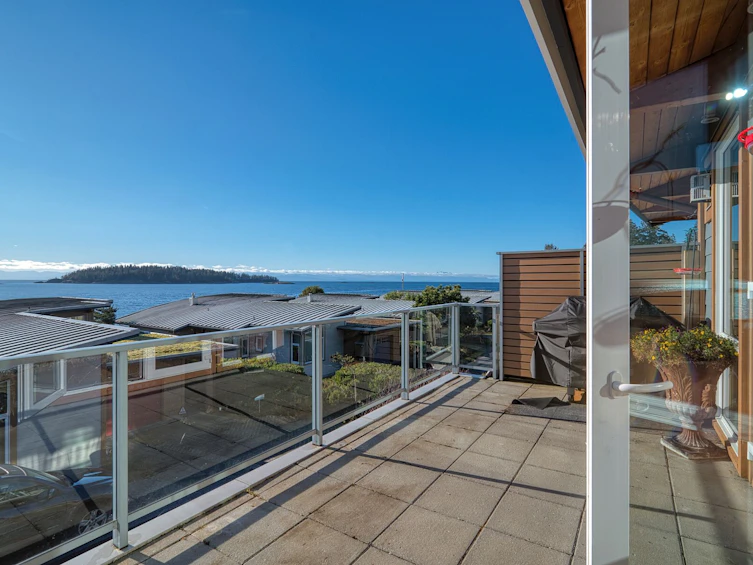 6498 Wildflower Place, Sechelt, BC, V7Z 0M9 - 9