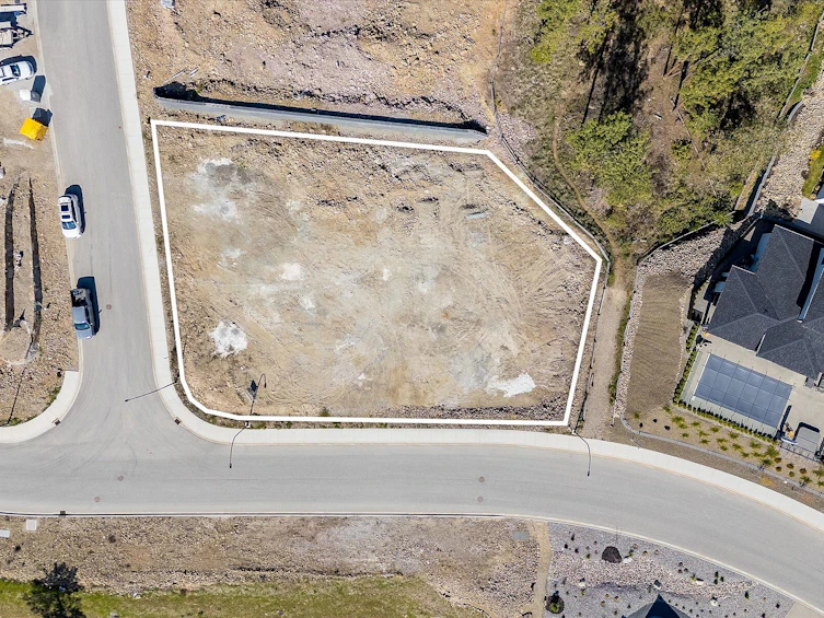 1642 Touriga Place, West Kelowna, BC, V4T 3B5 - 7
