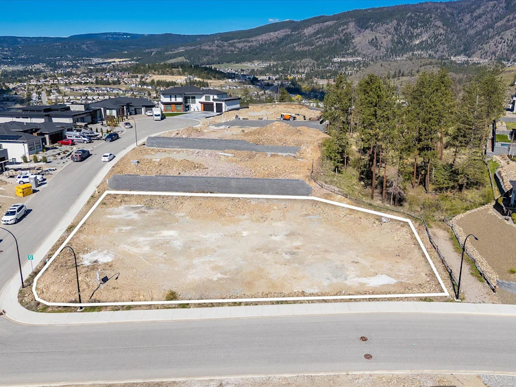 1642 Touriga Place, West Kelowna, BC, V4T 3B5 - 5