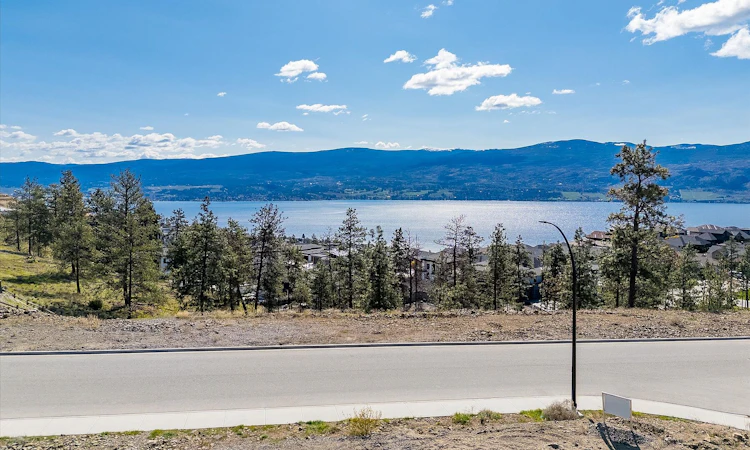 1642 Touriga Place