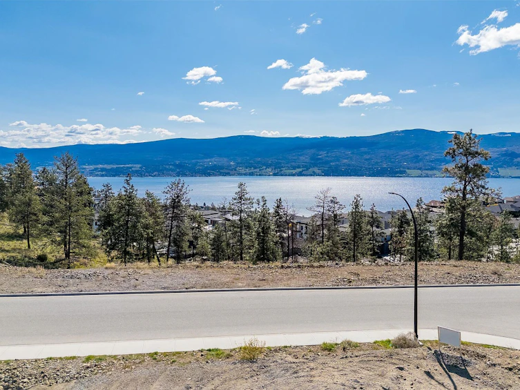 1642 Touriga Place, West Kelowna, BC, V4T 3B5