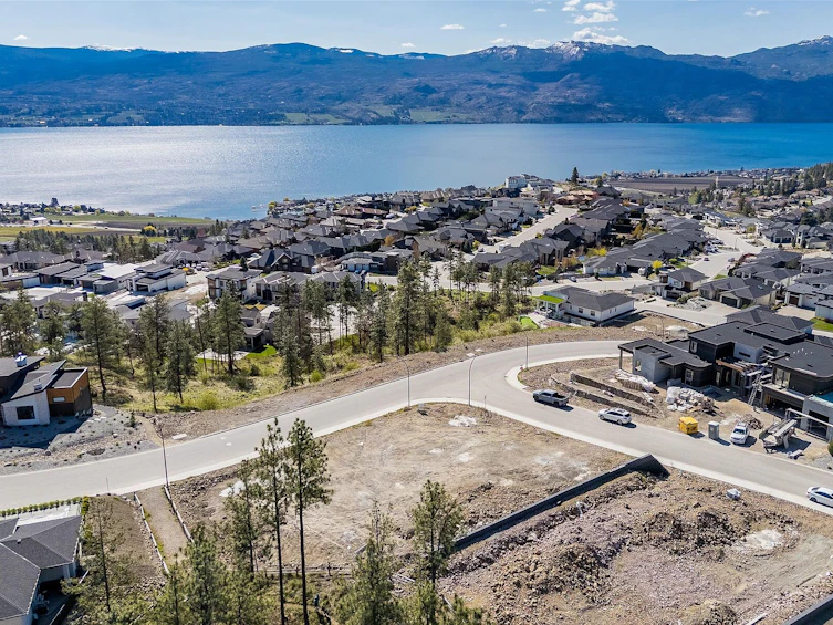 1642 Touriga Place, West Kelowna, BC, V4T 3B5 - 14