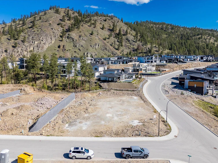 1642 Touriga Place, West Kelowna, BC, V4T 3B5 - 10