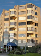 2165 Argyle Avenue 401