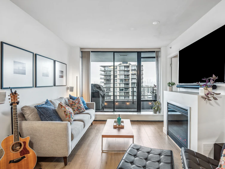 1002-151 W 2nd Street, North Vancouver, BC, V7M 3P1 - 6