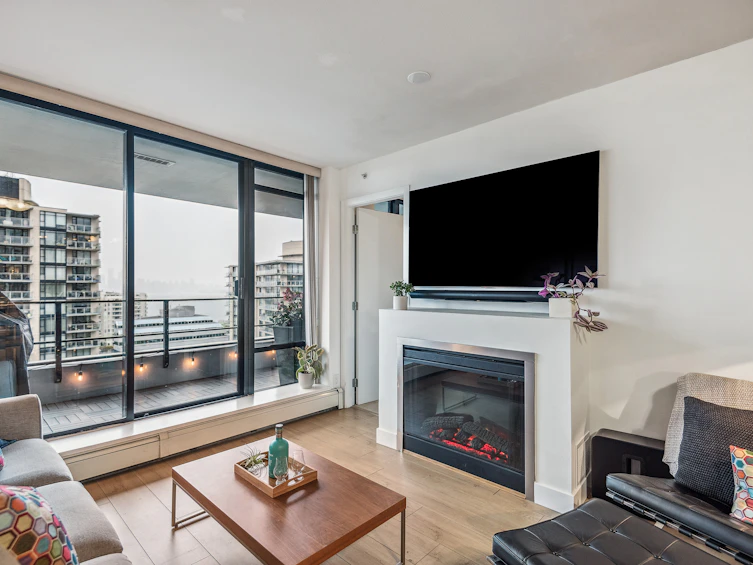 1002-151 W 2nd Street, North Vancouver, BC, V7M 3P1 - 7