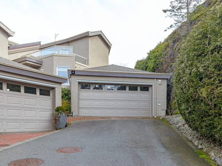 9-4771 Cordova Bay Road, Saanich, BC, V9Y 2J7 - 40