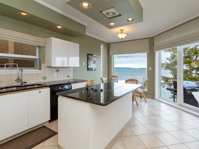 9-4771 Cordova Bay Road, Saanich, BC, V9Y 2J7 - 8