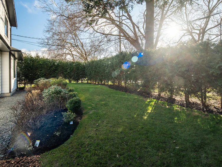 1509 San Juan Avenue, Saanich, BC, V8N 2L4 - 42