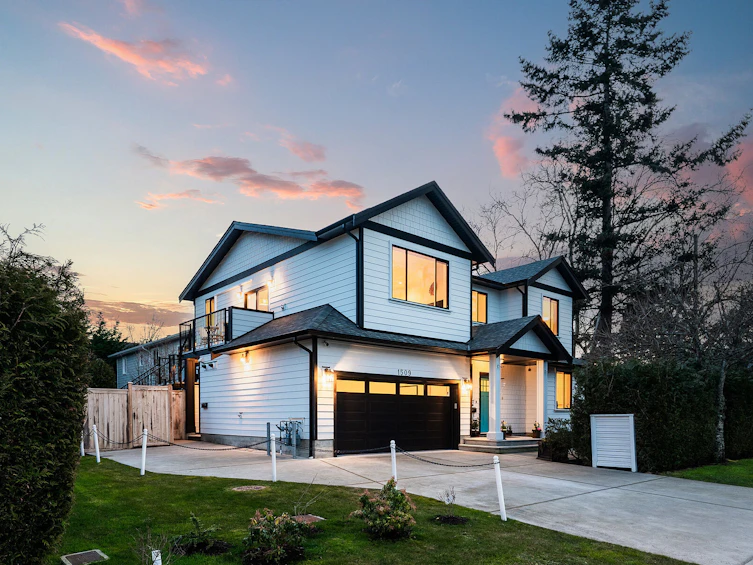 1509 San Juan Avenue, Saanich, BC, V8N 2L4 - 44
