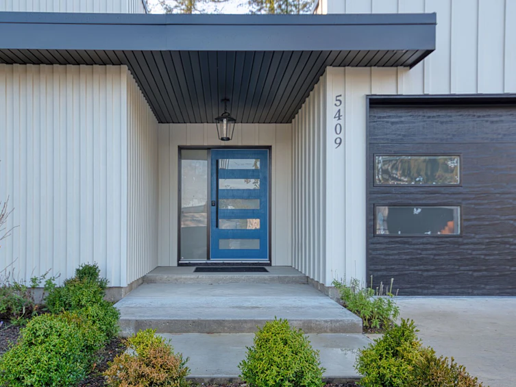 5409 Stellar Way, Sechelt, BC, V7Z 0M1 - 5