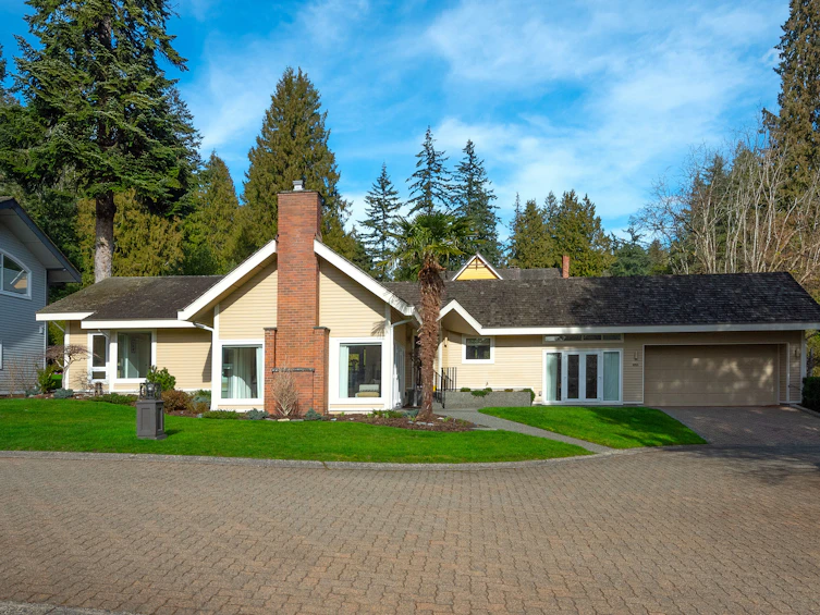 6955 Odlum Court, West Vancouver, BC, V7W 3B6 - 2