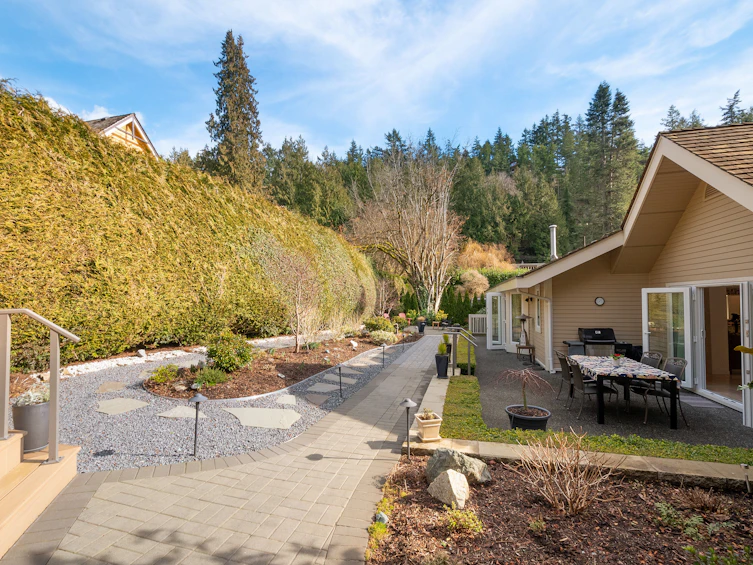 6955 Odlum Court, West Vancouver, BC, V7W 3B6 - 38