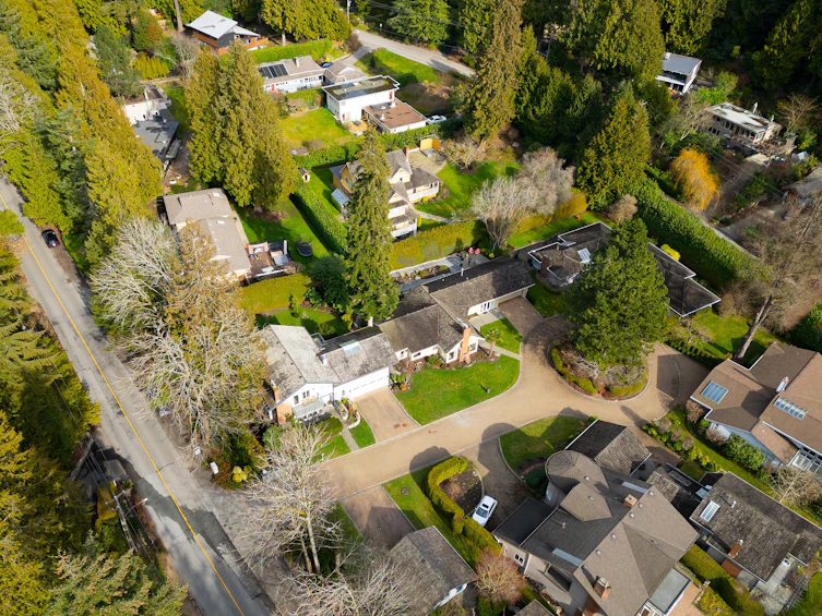 6955 Odlum Court, West Vancouver, BC, V7W 3B6 - 50