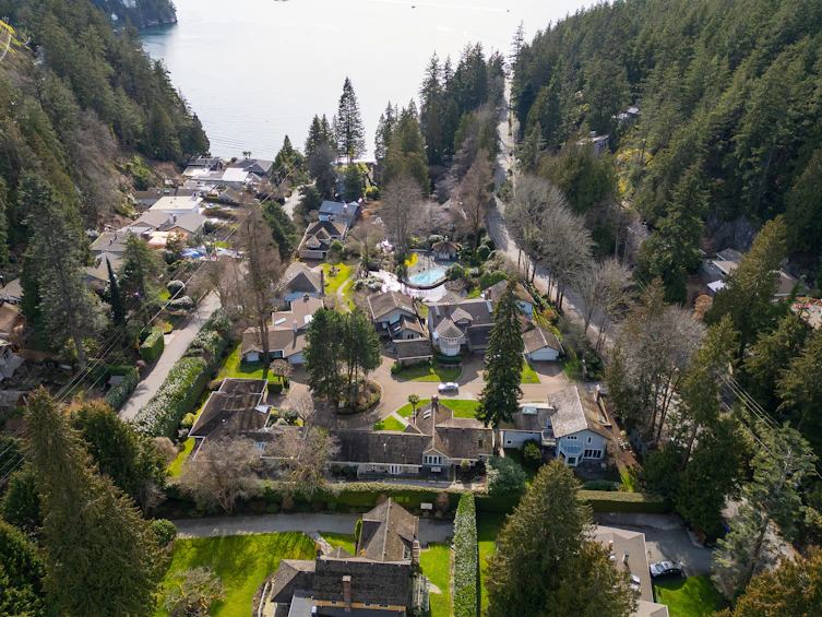 6955 Odlum Court, West Vancouver, BC, V7W 3B6 - 52