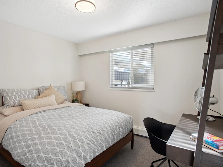 2728 Wall Street, Vancouver, BC, V5K 1A9 - 15