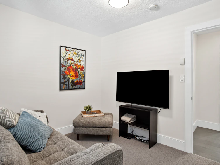 2728 Wall Street, Vancouver, BC, V5K 1A9 - 19