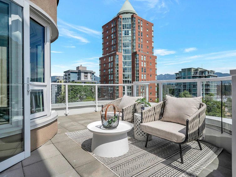 PH802-1845 Robson Street, Vancouver, BC, V6G 1E4 - 2