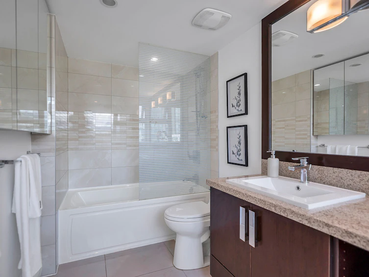 PH802-1845 Robson Street, Vancouver, BC, V6G 1E4 - 32