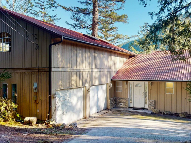 5273 Claydon Road, Pender Harbour Egmont, BC, V0N 1S1 - 38