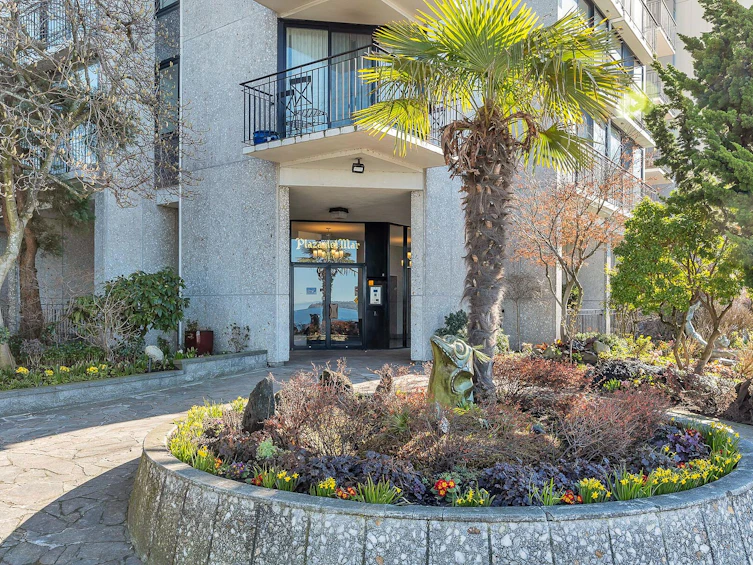 703-1575 Beach Avenue, Vancouver, BC, V6G 1Y5 - 39