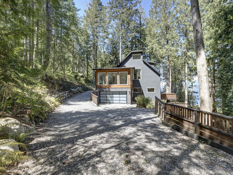6163-6165 Coracle Drive, Sechelt, BC, V7Z 0C9 - 3