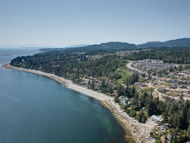5972 Barnacle Street, Sechelt, BC, V7Z 0V4 - 2