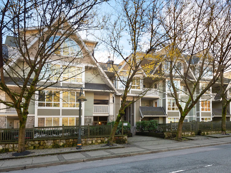 1111 Lynn Valley 405 Road, North Vancouver, BC, V7J 3V4 - 2