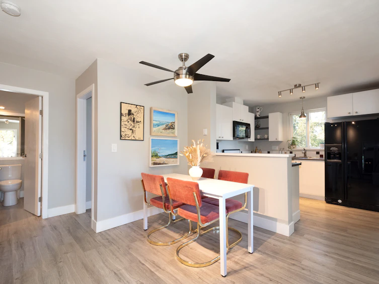 1111 Lynn Valley 405 Road, North Vancouver, BC, V7J 3V4 - 15