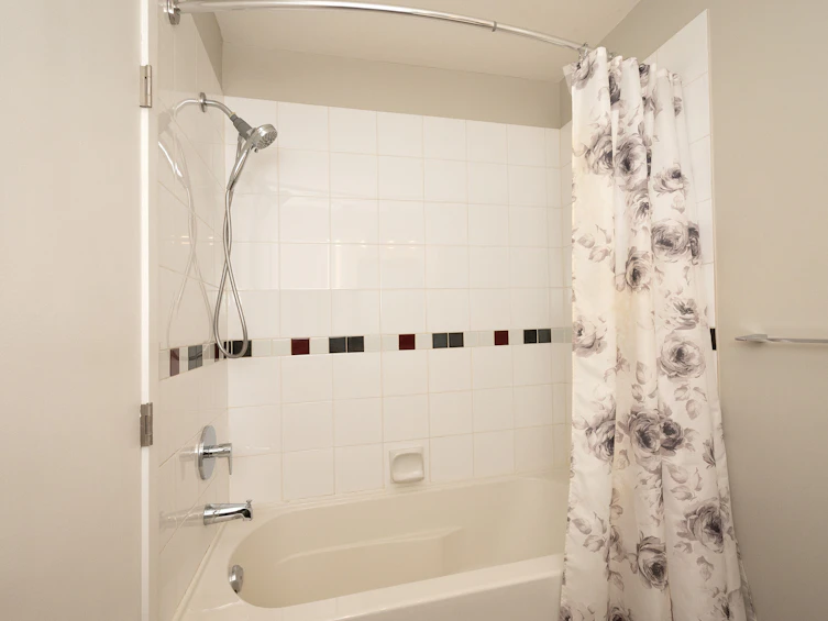 1111 Lynn Valley 405 Road, North Vancouver, BC, V7J 3V4 - 31