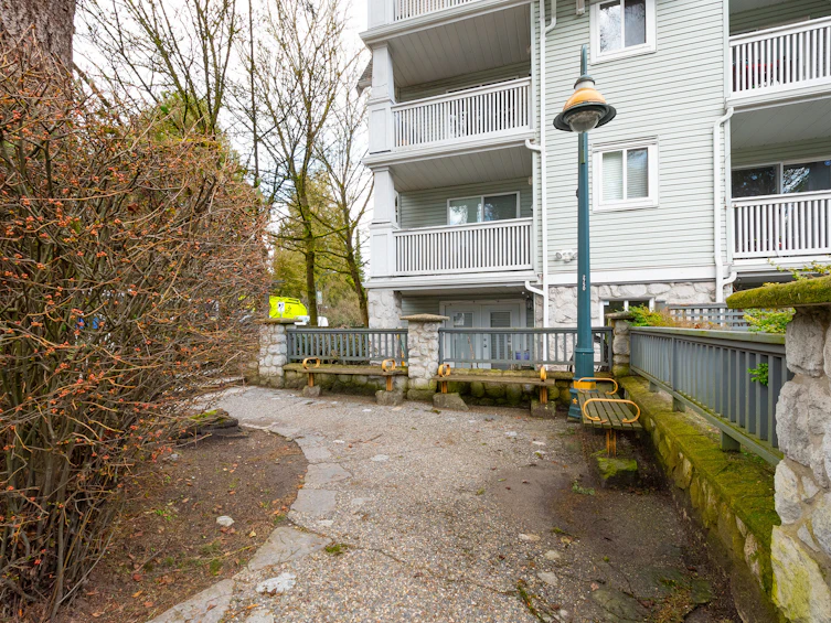 1111 Lynn Valley 405 Road, North Vancouver, BC, V7J 3V4 - 38