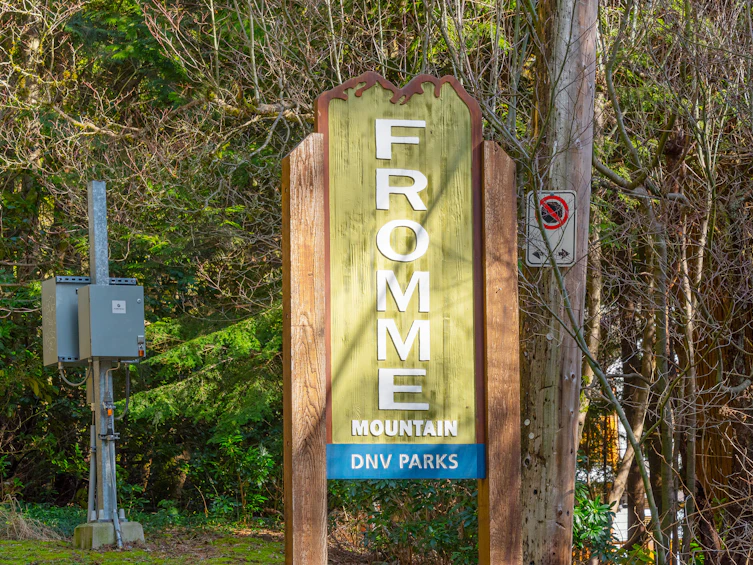 1111 Lynn Valley 405 Road, North Vancouver, BC, V7J 3V4 - 43