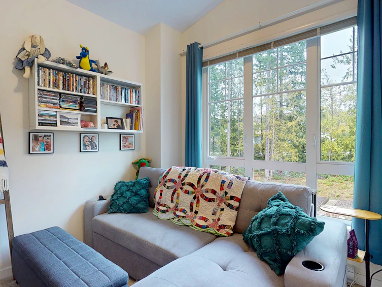5910 Beachgate Lane, Sechelt, BC, V7Z 0S3 - 7