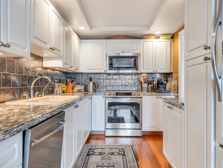 401-1010 Beach Avenue, Vancouver, BC, V6E 1T7 - 17