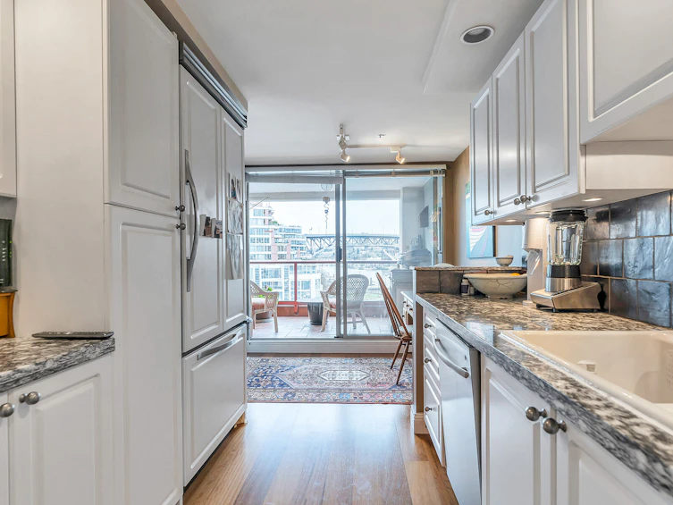 401-1010 Beach Avenue, Vancouver, BC, V6E 1T7 - 19