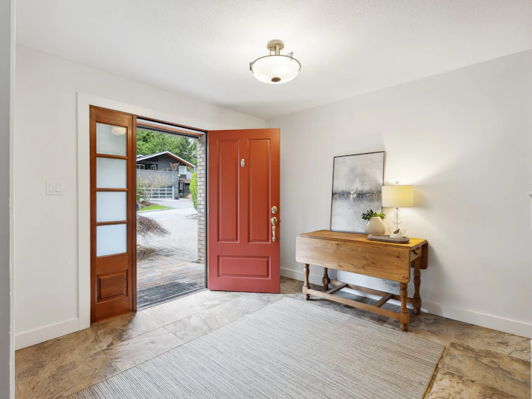 4590 Mapleridge Drive, North Vancouver, BC, V7R 4M8 - 3