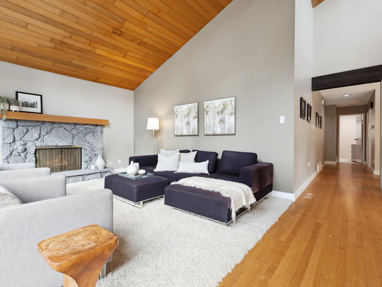 4590 Mapleridge Drive, North Vancouver, BC, V7R 4M8 - 8