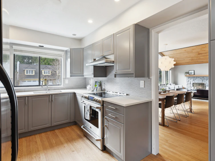 4590 Mapleridge Drive, North Vancouver, BC, V7R 4M8 - 24