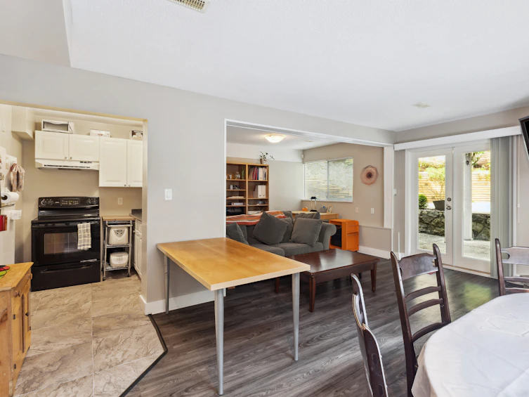 4590 Mapleridge Drive, North Vancouver, BC, V7R 4M8 - 47