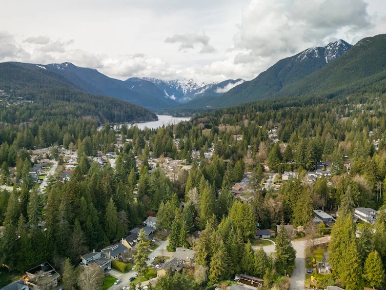 4590 Mapleridge Drive, North Vancouver, BC, V7R 4M8 - 57