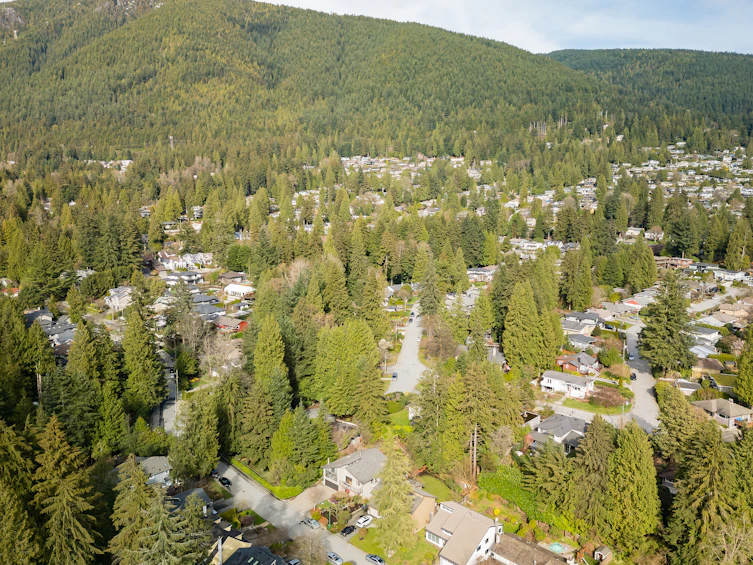 4590 Mapleridge Drive, North Vancouver, BC, V7R 4M8 - 58