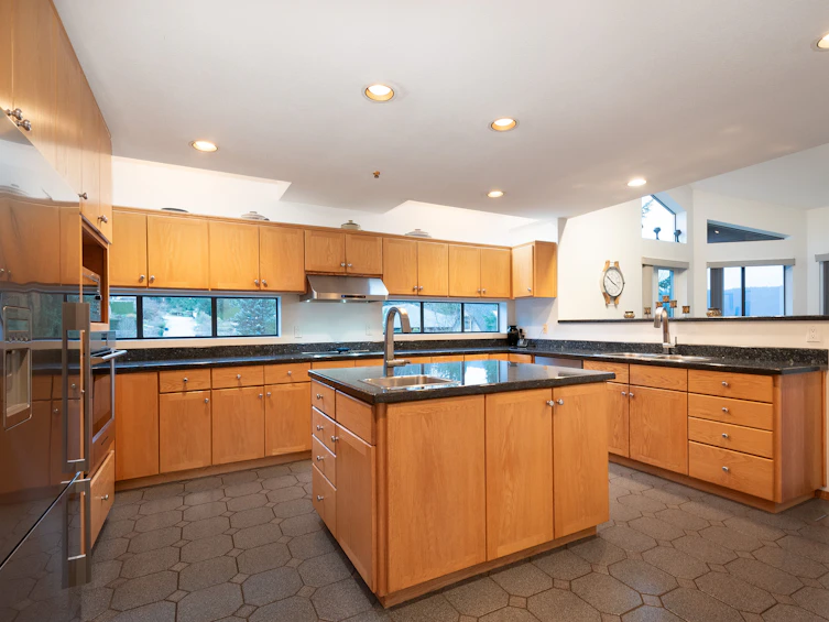 1605 Lockehaven Road, North Vancouver, BC, V7G 2H3 - 18