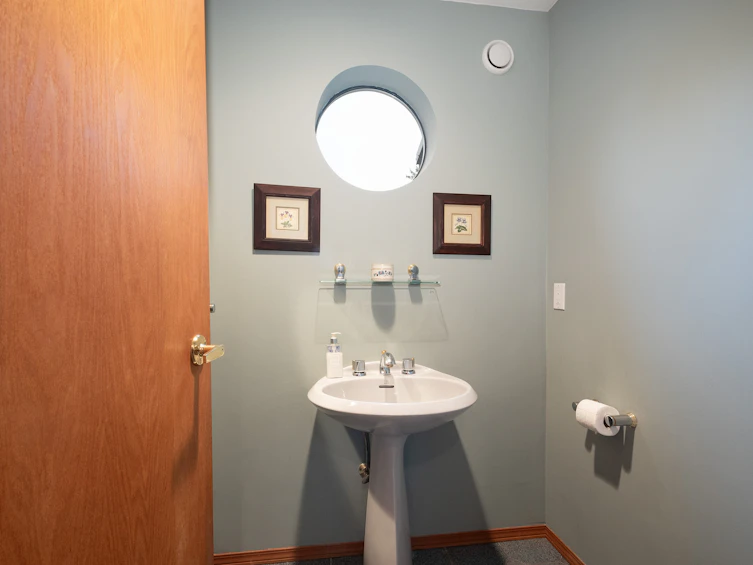1605 Lockehaven Road, North Vancouver, BC, V7G 2H3 - 25
