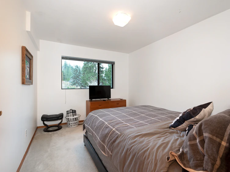 1605 Lockehaven Road, North Vancouver, BC, V7G 2H3 - 33